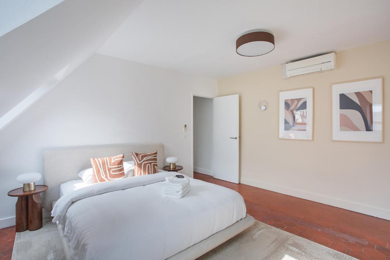 Apartement Montaigne George V By Studio Prestige Paris Exterior foto